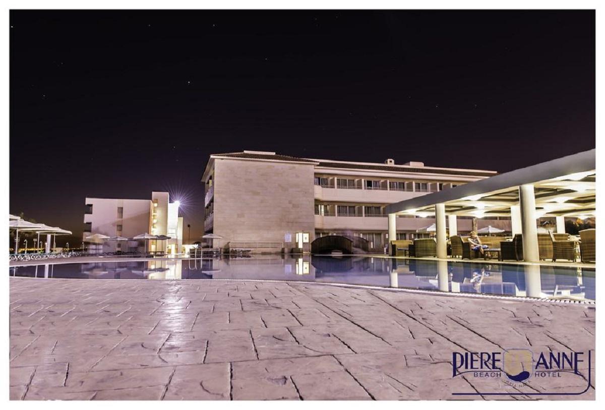 Piere - Anne Beach Hotel Agia Napa Buitenkant foto