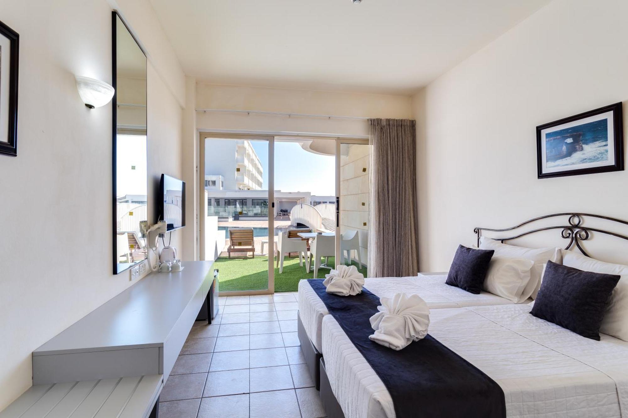 Piere - Anne Beach Hotel Agia Napa Buitenkant foto